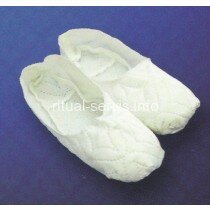 Пинеточки детские стеганные белые атласные